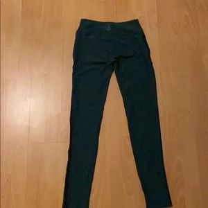 Beyond Yoga Green Spacedye Legging